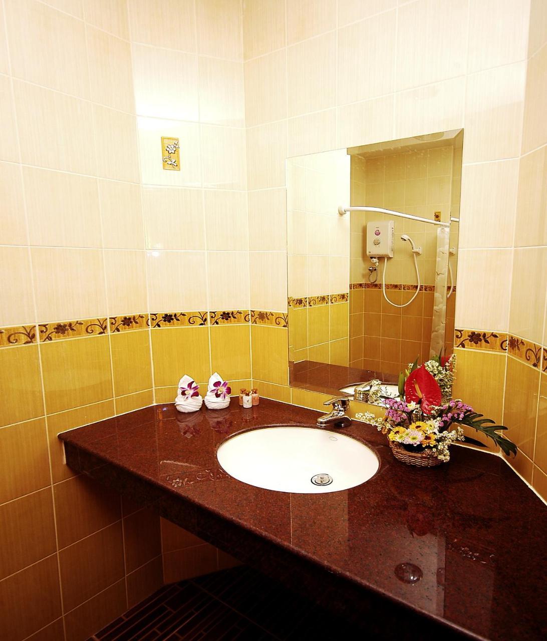 Krabi Phetpailin Hotel Kültér fotó